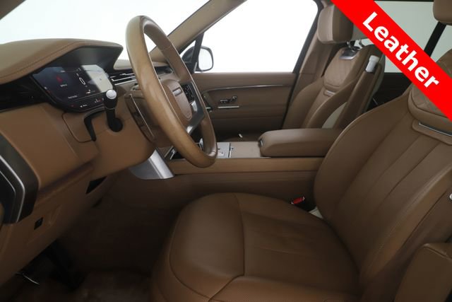 Used 2024 Land Rover Range Rover SV AWD/4WD image 17