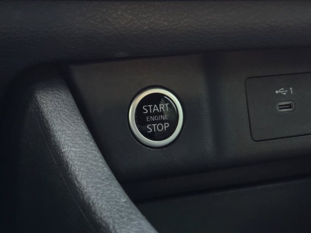 Used 2023 Nissan Rogue SV w/ SV Premium Package AWD/4WD image 13