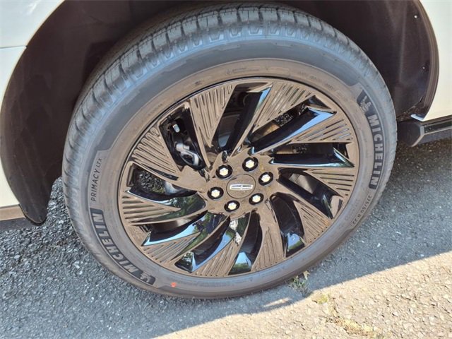 New 2025 Lincoln Navigator L Reserve w/ Jet Appearance Package image 7