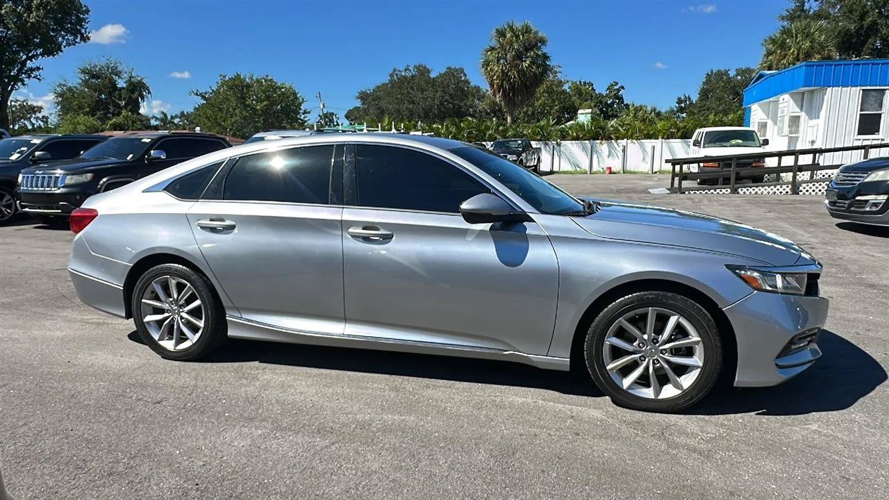 Used 2018 Honda Accord EX-L image 3