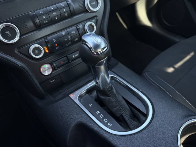 Used 2021 Ford Mustang Coupe RWD image 20