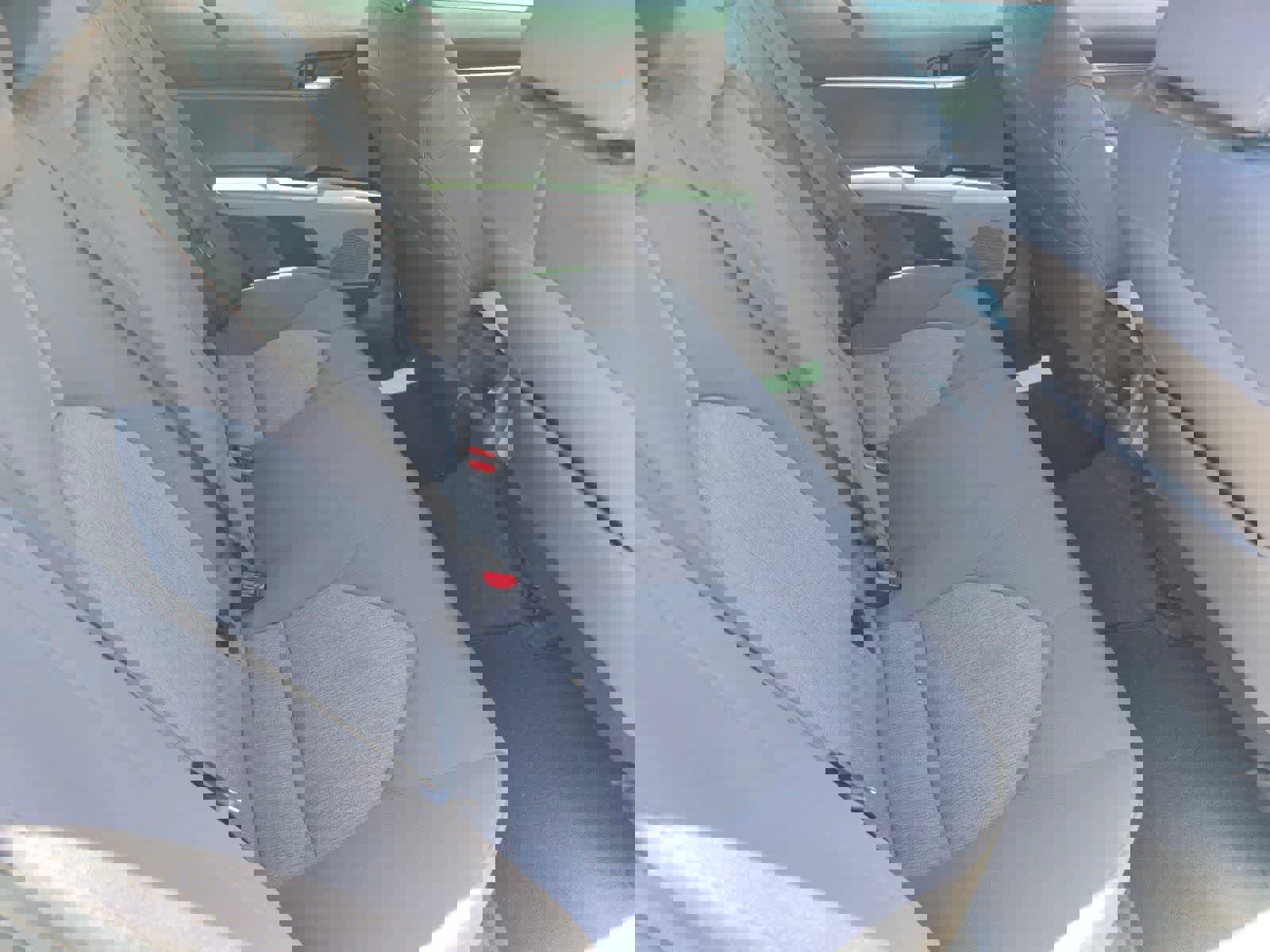 Used 2022 Toyota Camry LE FWD image 14