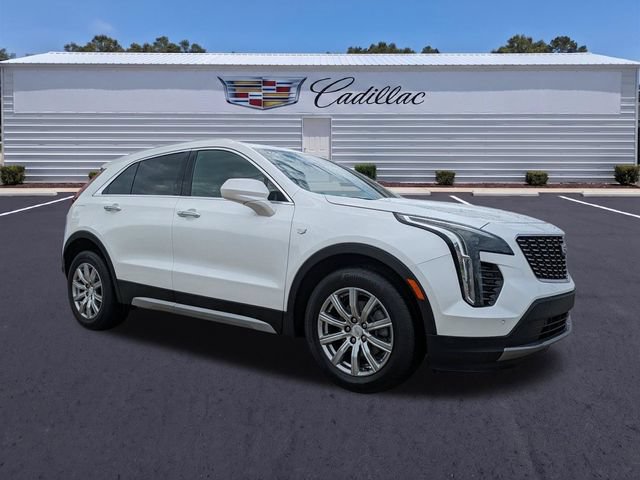 Used 2020 Cadillac XT4 Premium Luxury w/ Driver Awareness Package AWD/4WD image 2