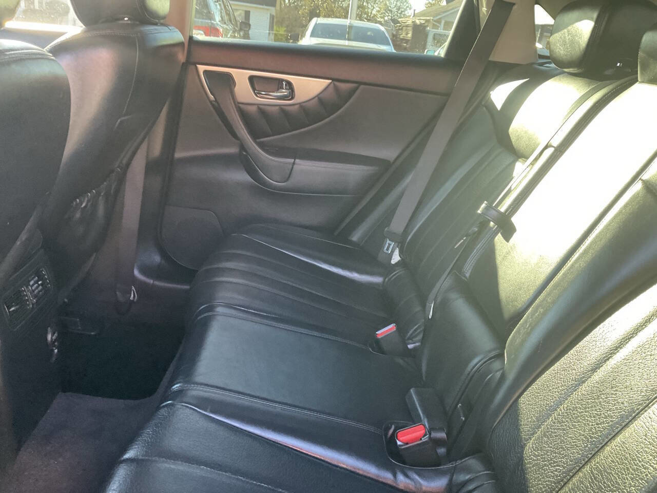 Used 2016 INFINITI QX70 2WD image 13