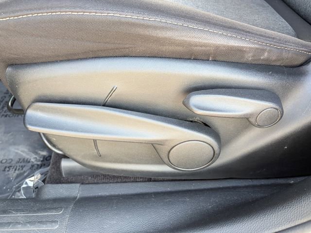 Used 2016 Jeep Cherokee Sport image 7