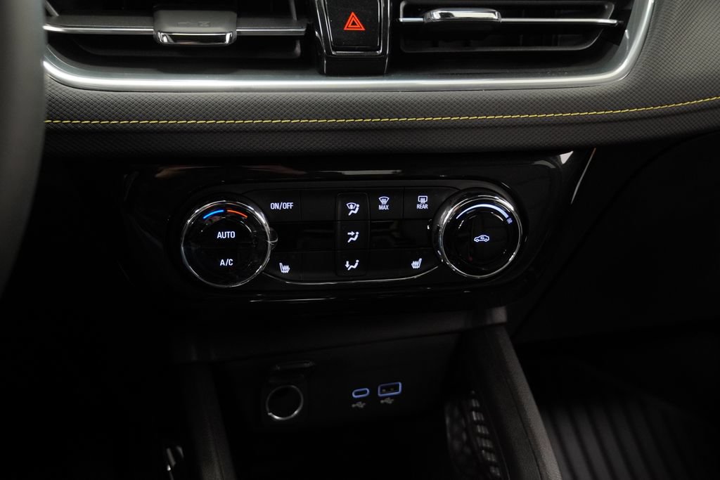 New 2026 Chevrolet TrailBlazer ACTIV w/ Convenience Package FWD image 17