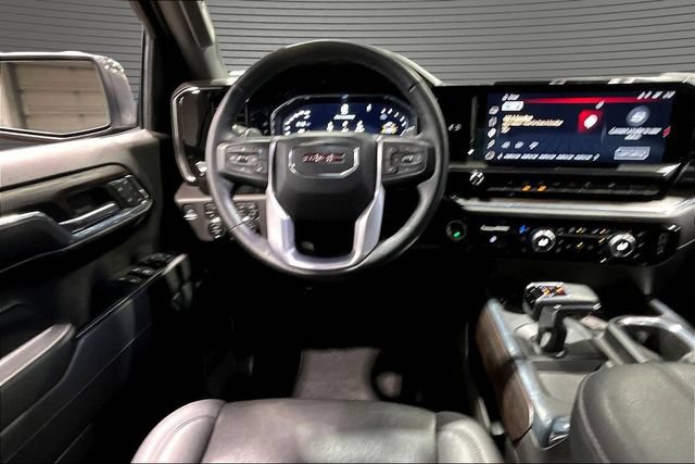 Used 2023 GMC Sierra 1500 SLT w/ SLT Premium Plus Package AWD/4WD image 9