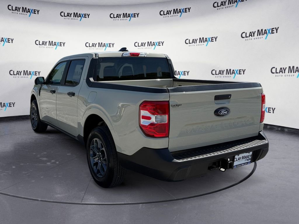 Used 2025 Ford Maverick XLT w/ Equipment Group 302A AWD/4WD image 3