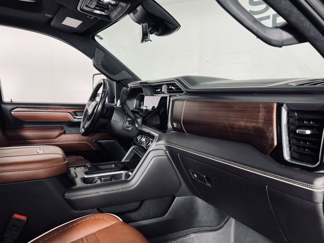 Used 2024 GMC Sierra 3500 Denali Ultimate image 19