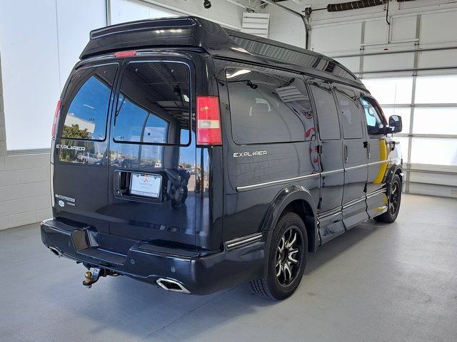 Used 2015 Chevrolet Express 2500 RWD image 5