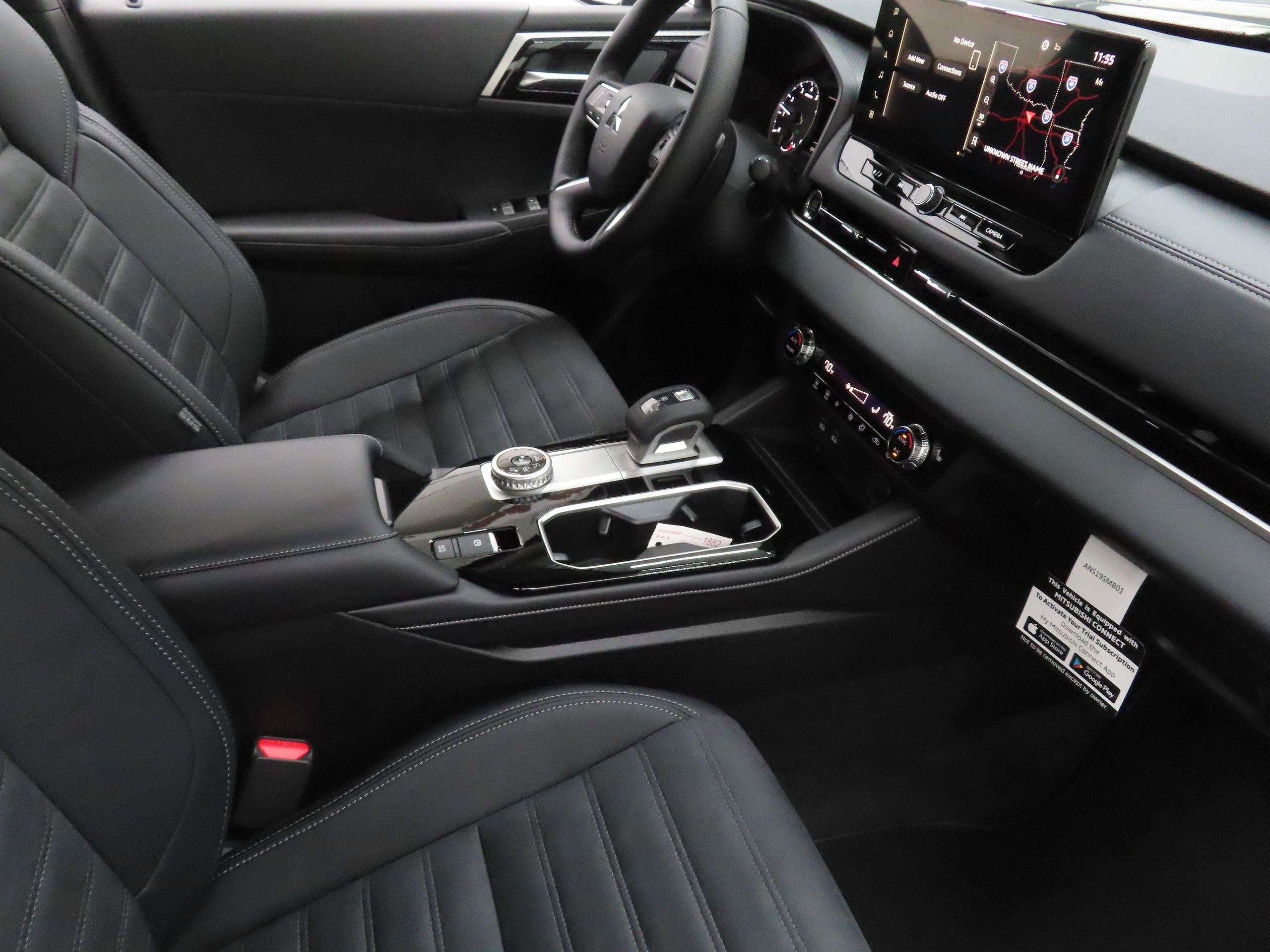 New 2026 Mitsubishi Outlander SE FWD image 24