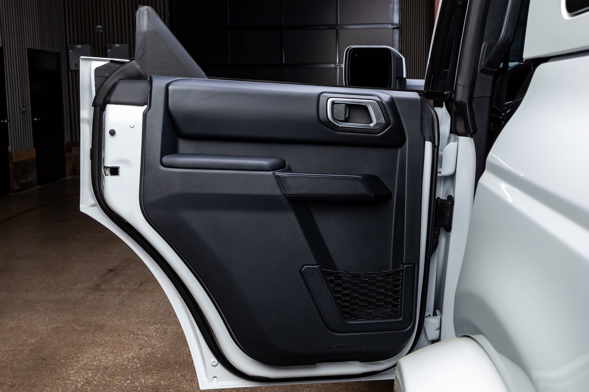 Used 2026 Ford Bronco Outer Banks image 35