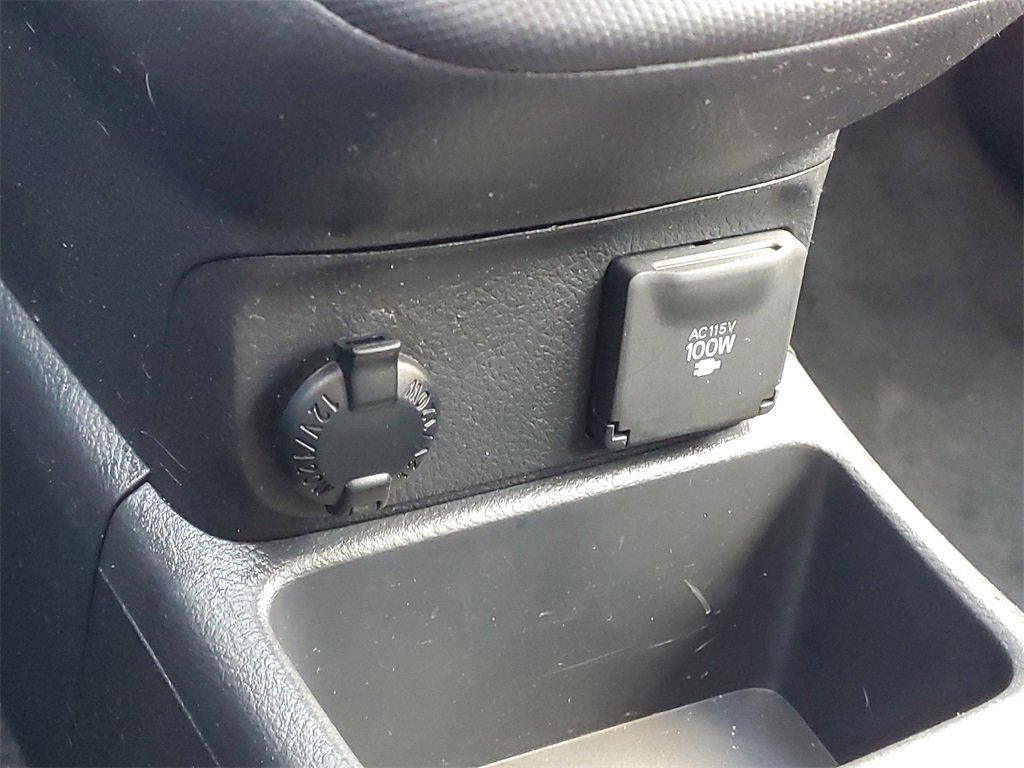 Used 2009 Pontiac Vibe GT image 25