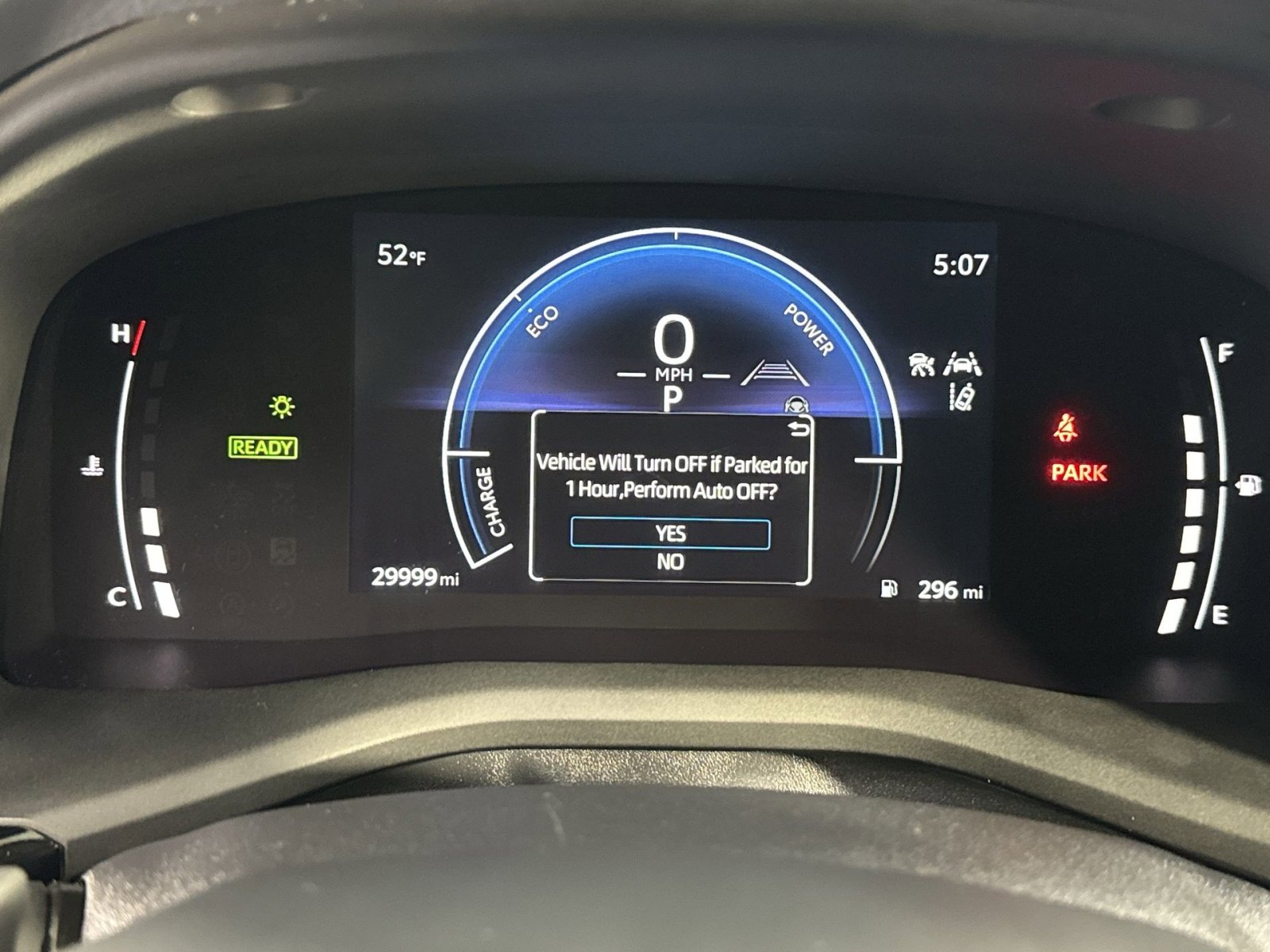 Used 2025 Toyota Camry SE w/ Convenience Package image 20