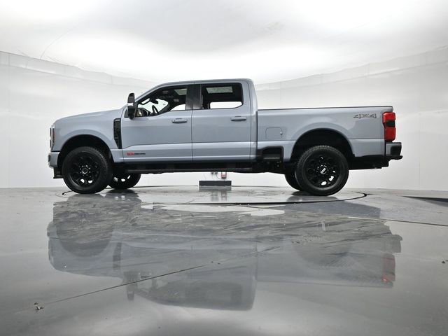 New 2026 Ford F250 Lariat w/ Black Appearance Package image 35