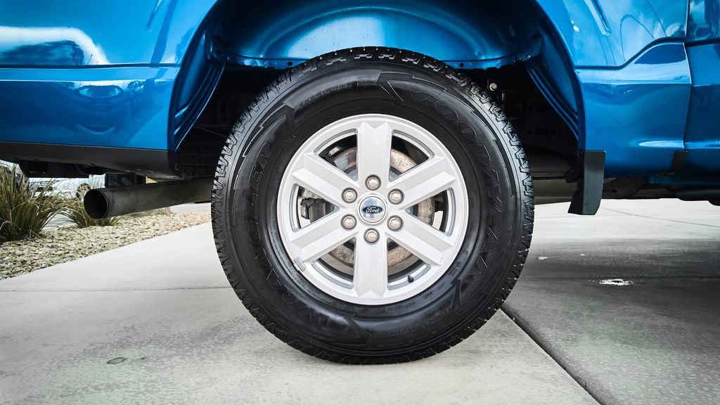 Used 2021 Ford F150 XLT w/ Equipment Group 301A Mid AWD/4WD image 12