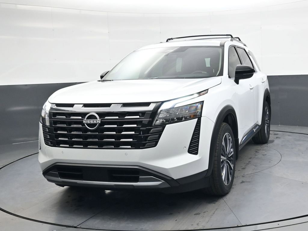 New 2026 Nissan Pathfinder Platinum w/ Cargo Package FWD image 11