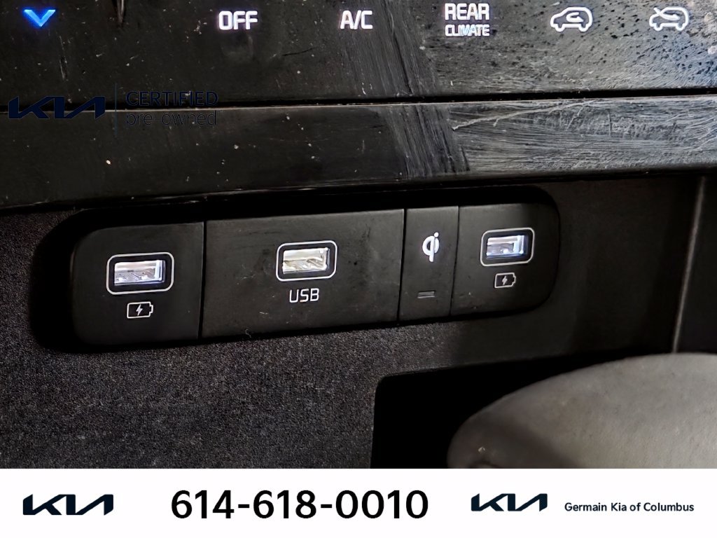 Certified 2023 Kia Carnival SX FWD image 30