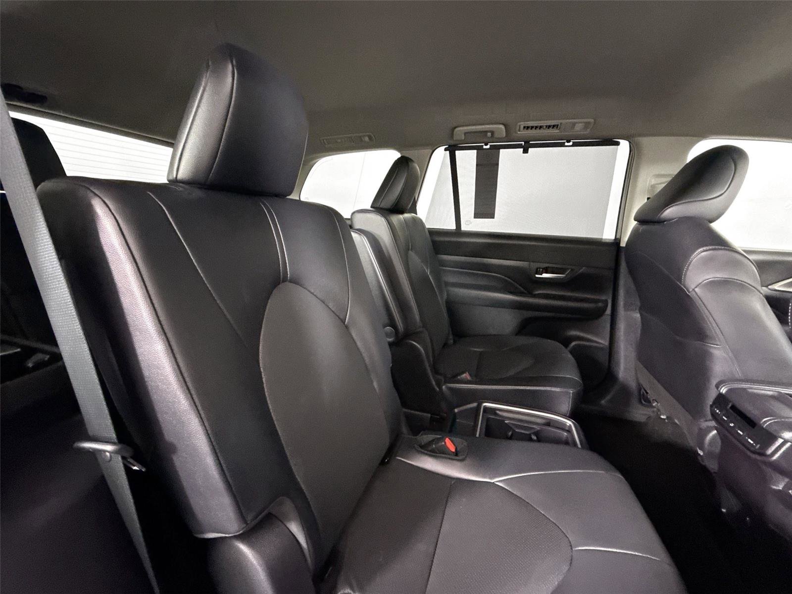 Certified 2025 Toyota Grand Highlander FWD image 54