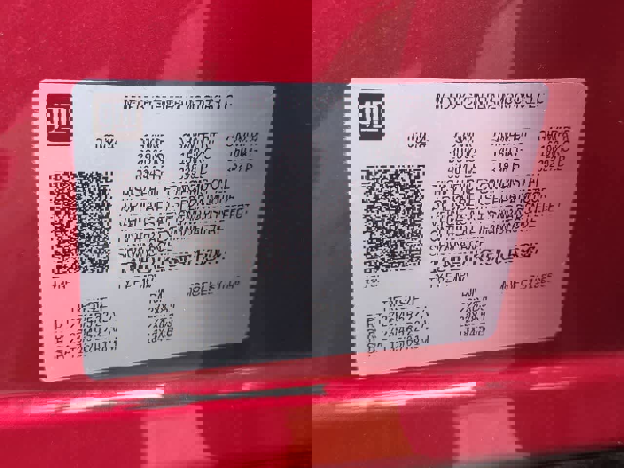 Used 2024 Chevrolet Traverse RS image 37