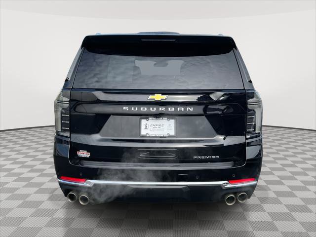 Used 2025 Chevrolet Suburban Premier image 5