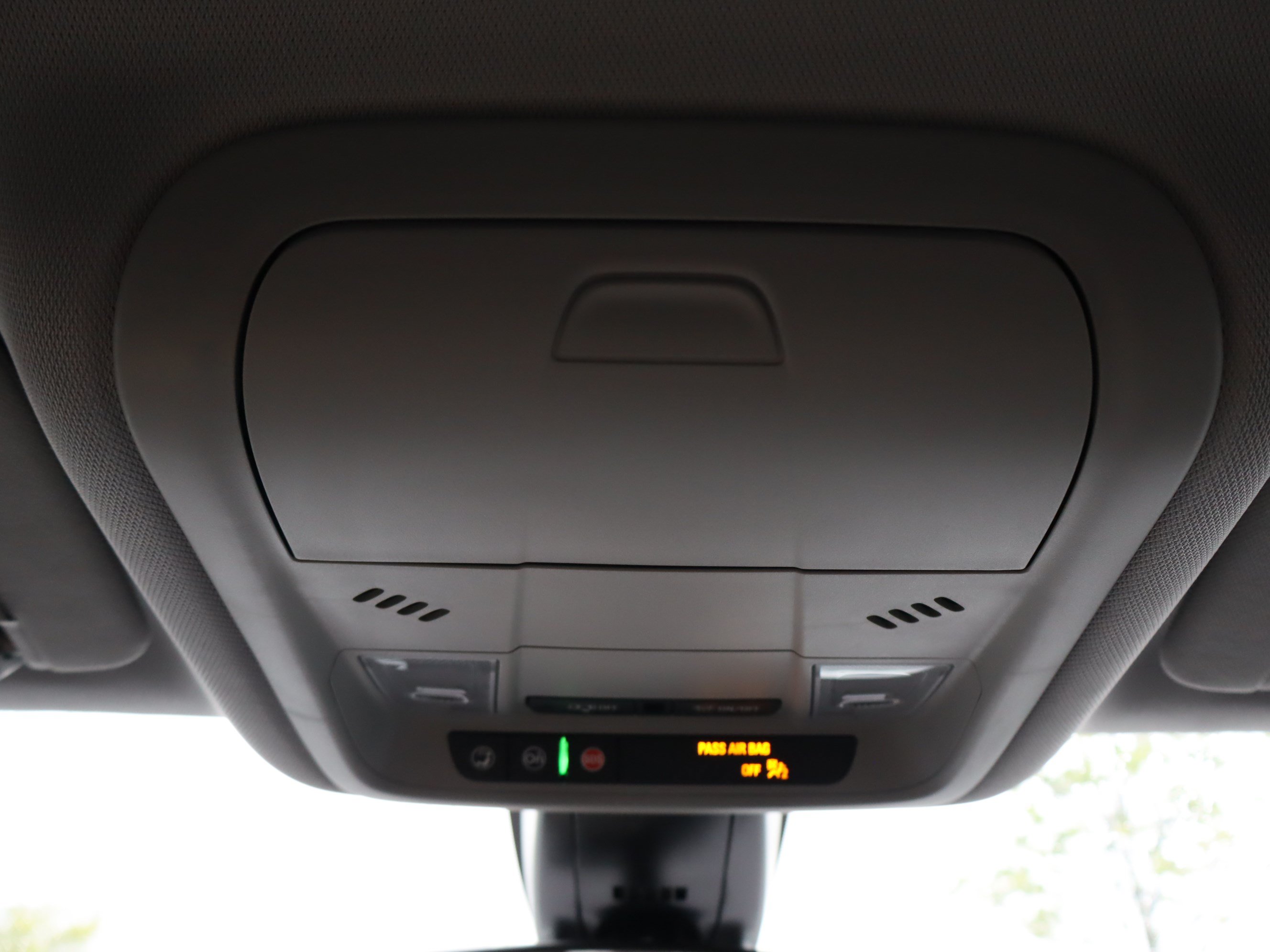 Used 2025 Chevrolet Blazer LT FWD image 29