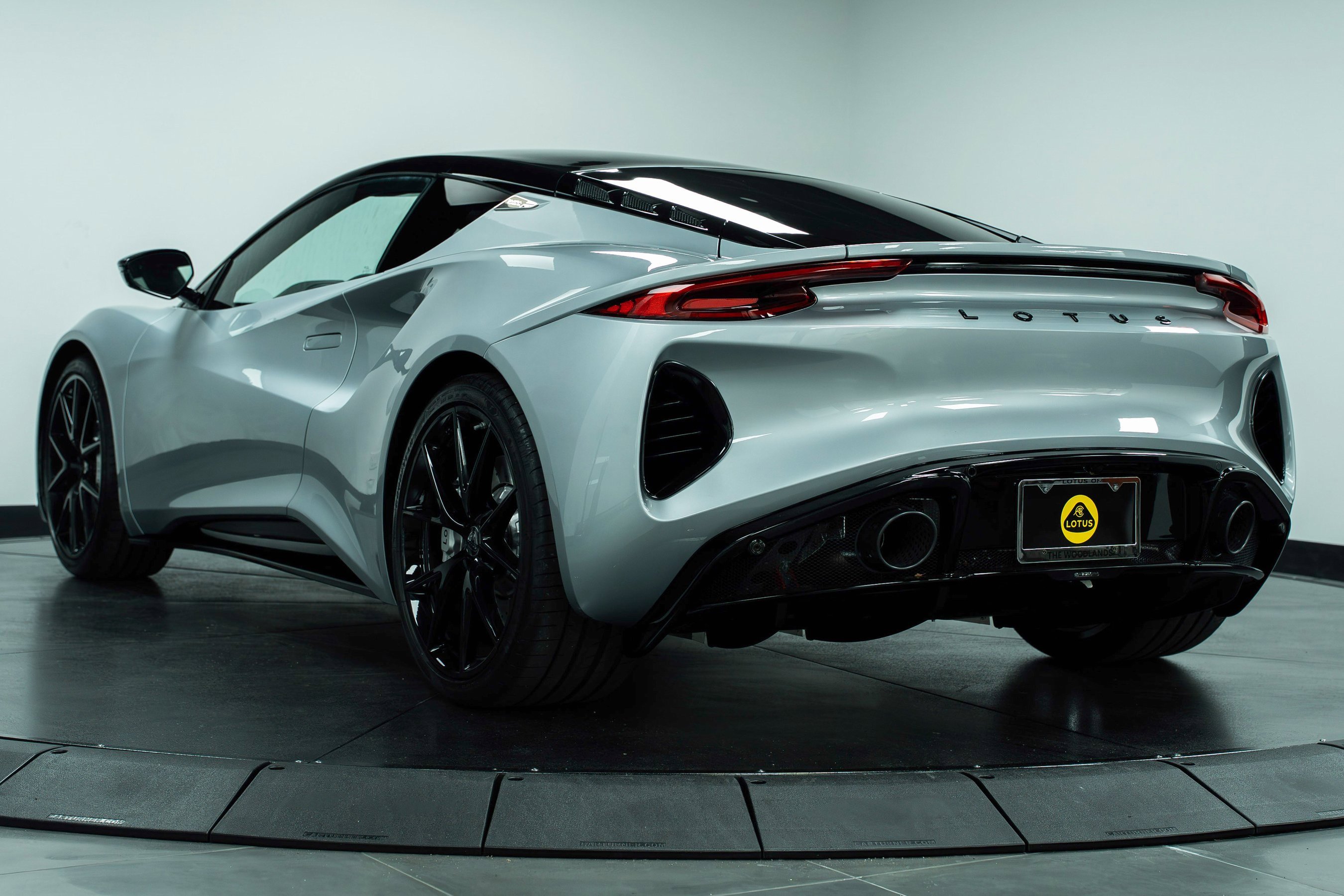 New 2026 Lotus Emira SE image 51