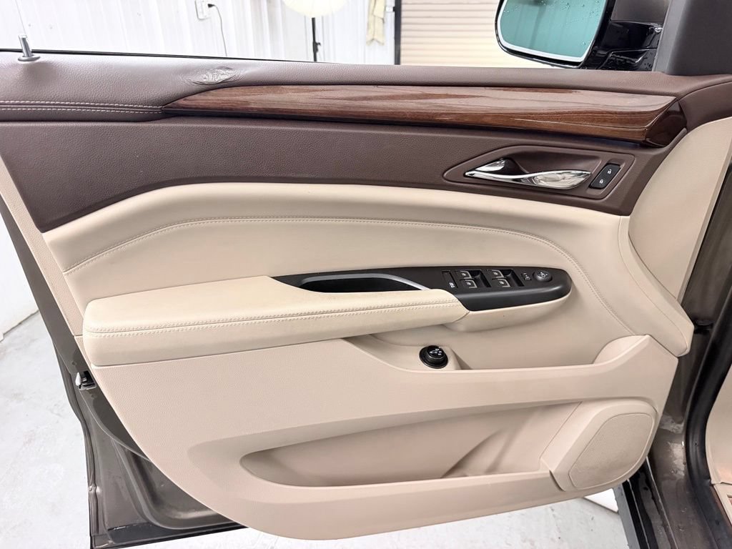 Used 2015 Cadillac SRX Premium FWD image 11