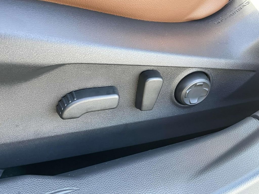 Certified 2025 Subaru Outback Touring image 7