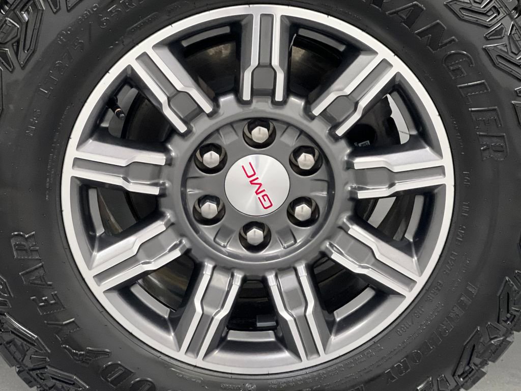 Used 2025 GMC Sierra 1500 AT4 AWD/4WD image 62