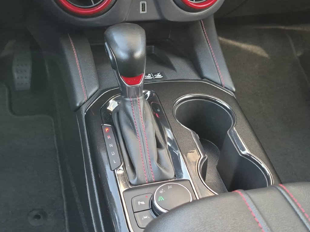 Used 2025 Chevrolet Blazer RS FWD image 20