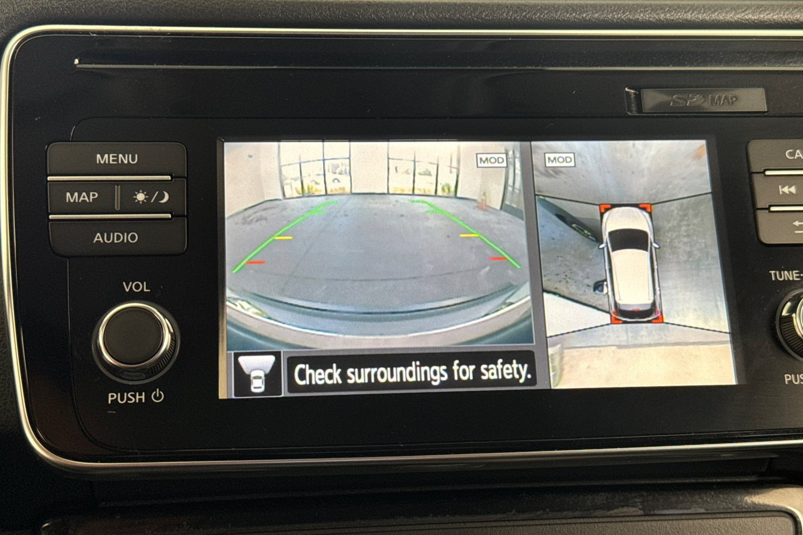 Used 2018 Nissan Leaf SL w/ SL Technology Package FWD image 18