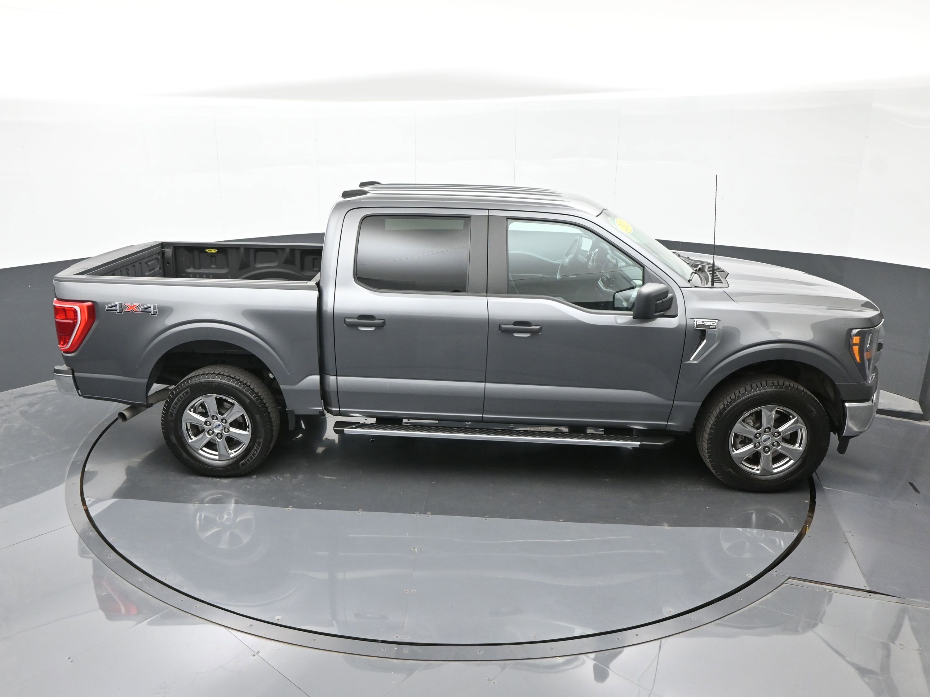 Used 2023 Ford F150 XLT image 34
