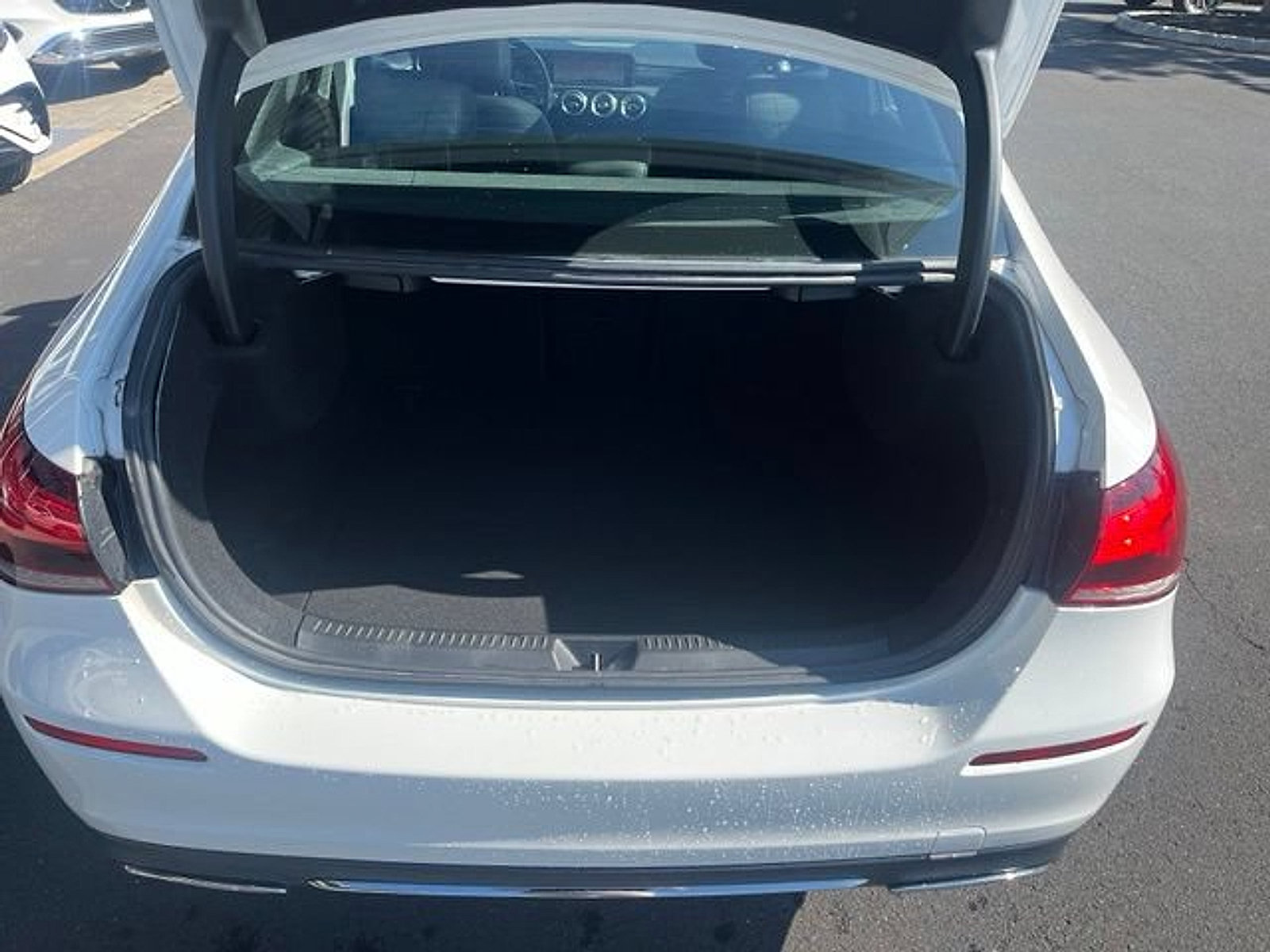 Used 2019 Mercedes-Benz A 220 4MATIC image 8