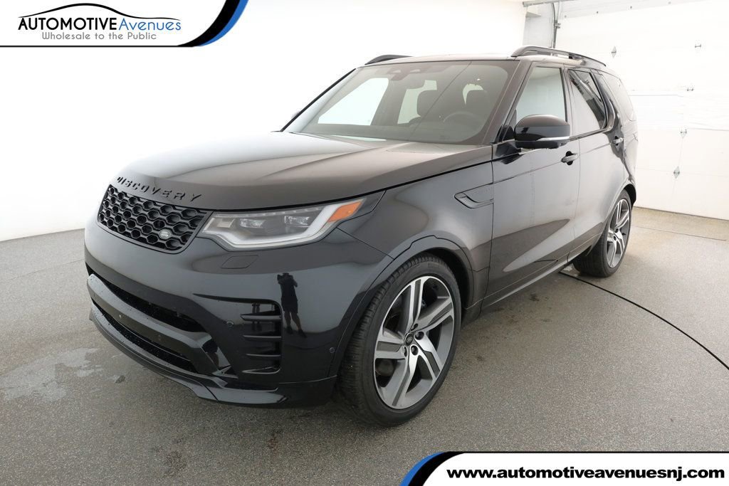 Used 2024 Land Rover Discovery Dynamic SE