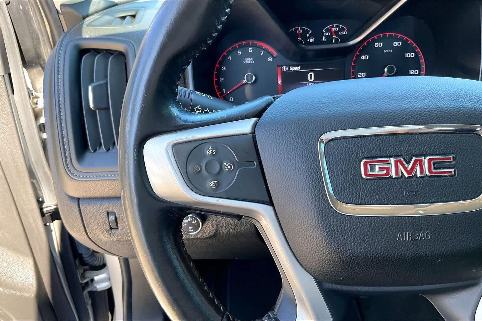 Used 2015 GMC Canyon SLT AWD/4WD image 23