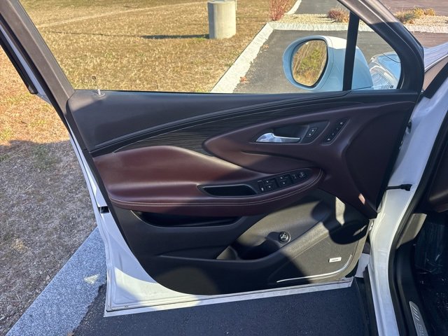 Used 2017 Buick Envision Premium w/ Driver Confidence Package image 17