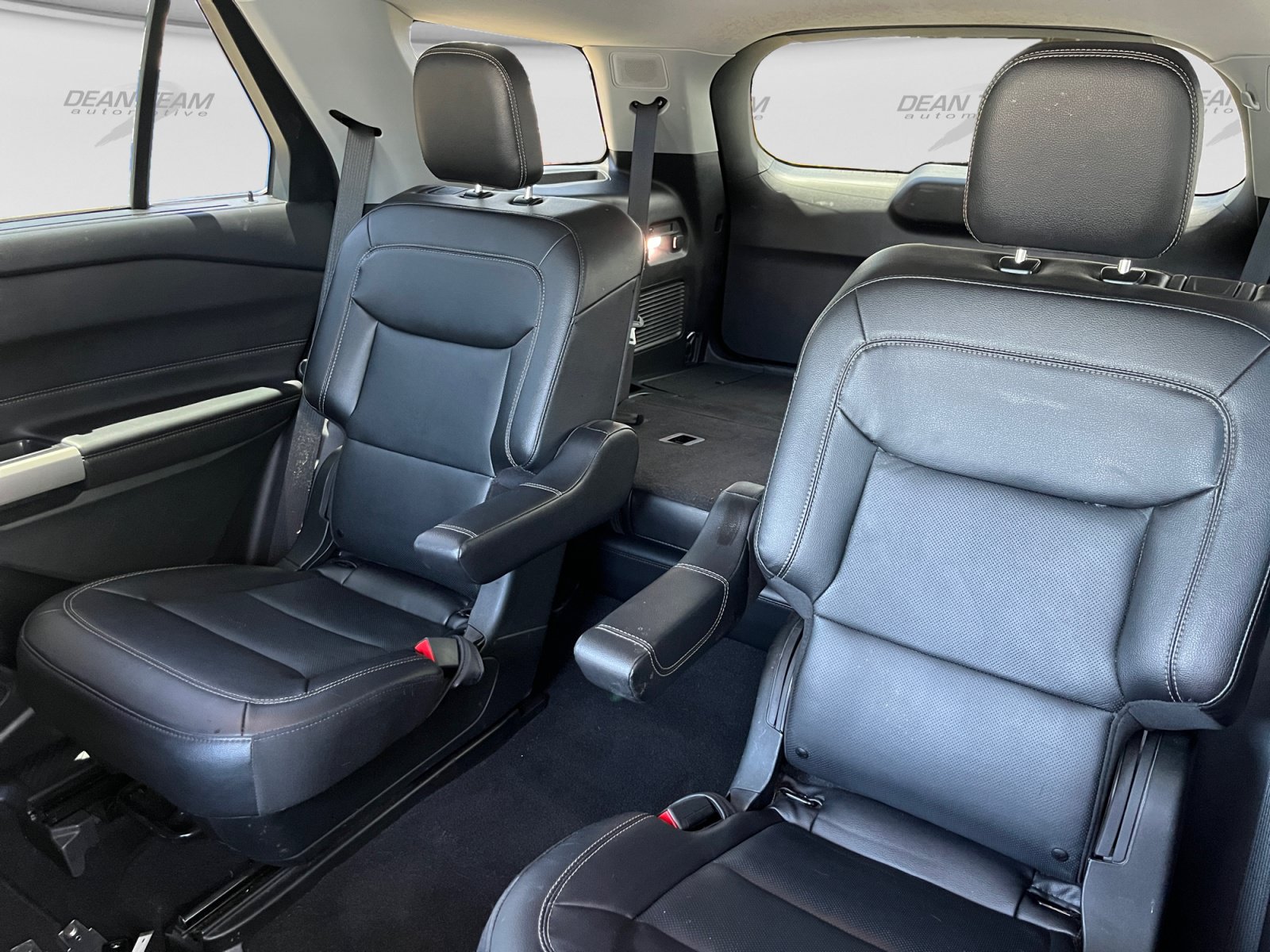 Used 2023 Ford Explorer Limited AWD/4WD image 15
