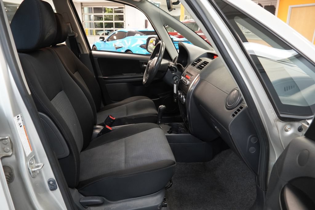 Used 2008 Suzuki SX4 Sedan FWD image 29