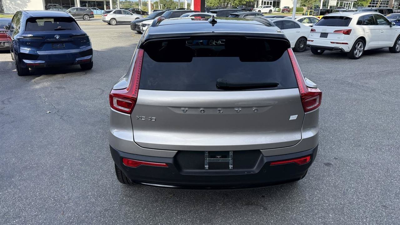 Used 2023 Volvo XC40 Recharge Ultimate AWD/4WD image 16