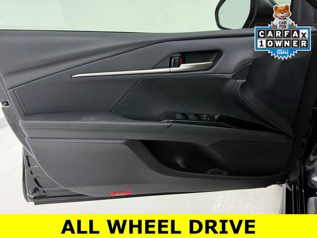 Used 2025 Toyota Camry SE w/ Convenience Package image 30