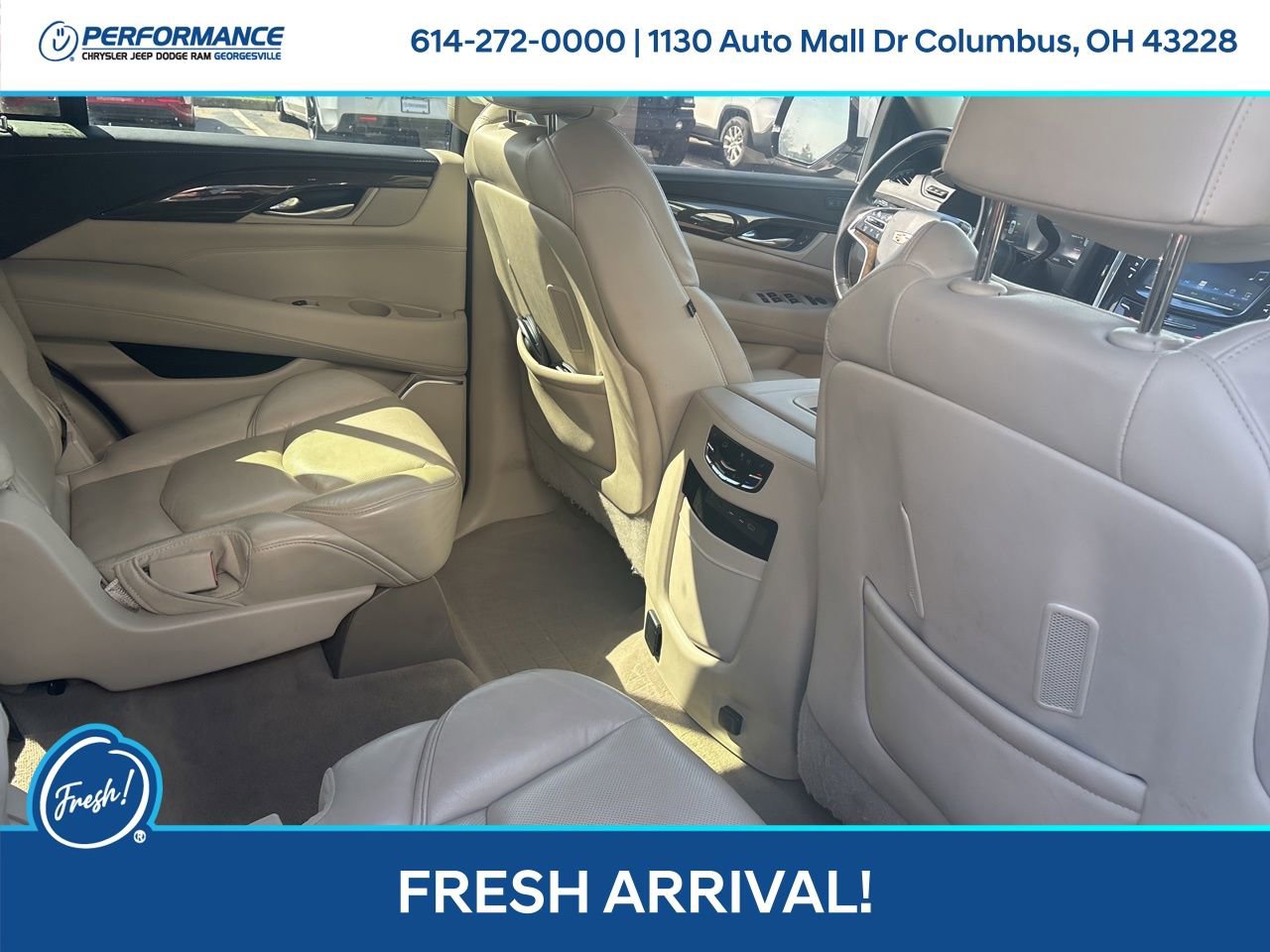Used 2020 Cadillac Escalade Premium Luxury image 16