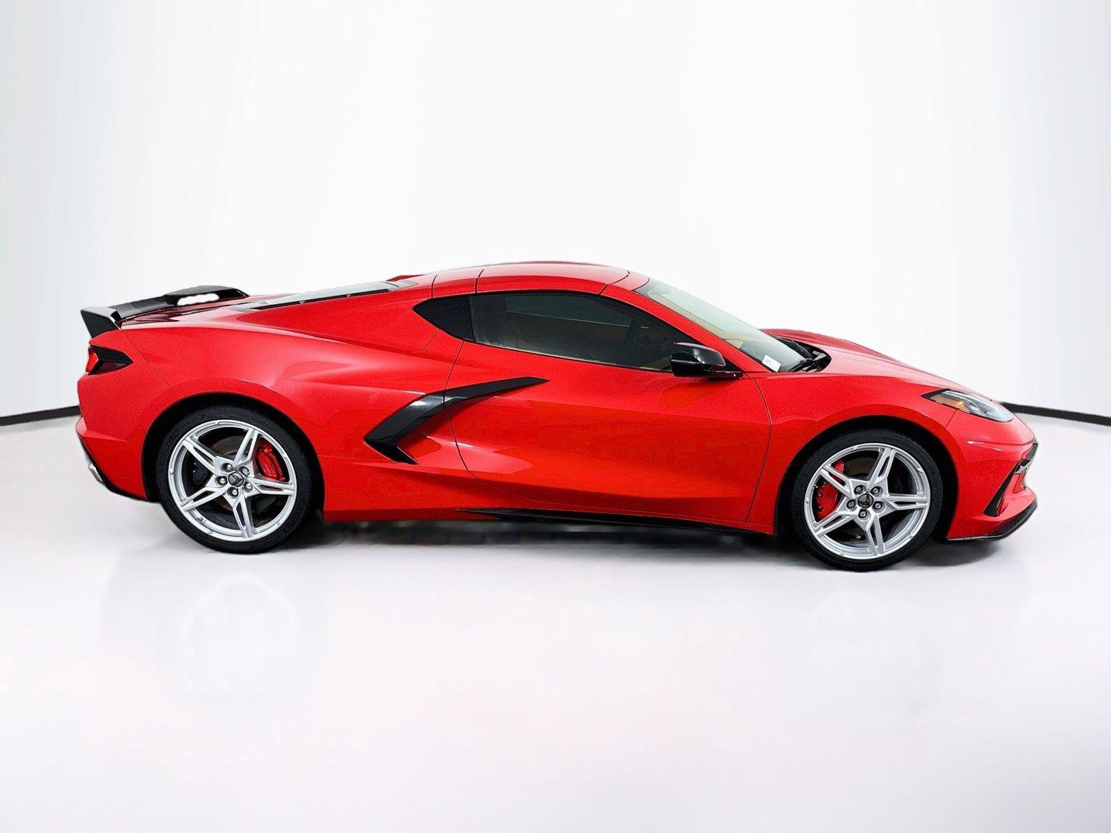 Used 2020 Chevrolet Corvette Stingray Premium Cpe w/ 3LT Preferred Equipment Group RWD image 6