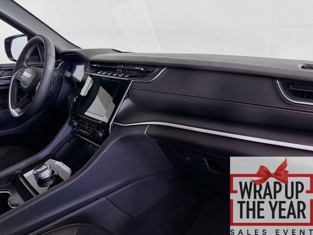 Used 2024 Jeep Grand Cherokee L Laredo image 29