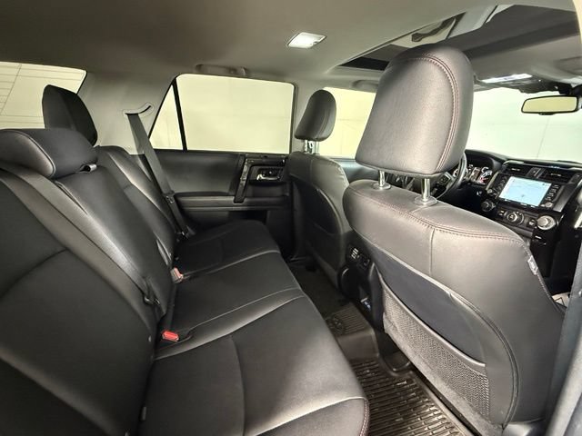 Used 2023 Toyota 4Runner TRD Off-Road Premium w/ Moonroof Package AWD/4WD image 28