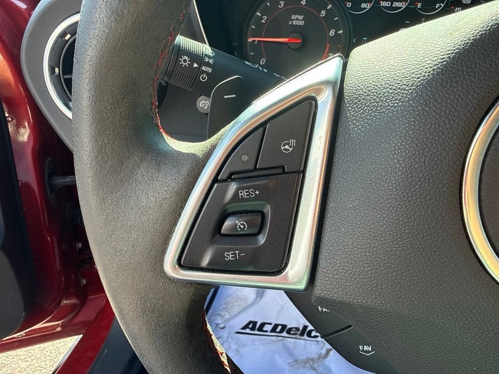 Used 2018 Chevrolet Camaro ZL1 RWD image 14