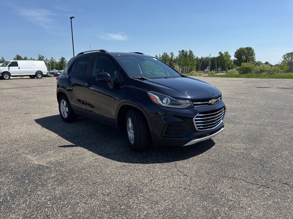 Used 2021 Chevrolet Trax LT w/ Driver Confidence Package FWD image 9