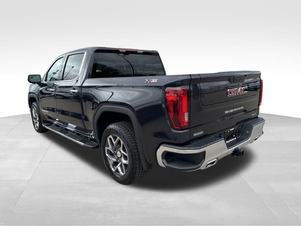 Used 2024 GMC Sierra 1500 SLT w/ SLT Premium Package AWD/4WD image 16