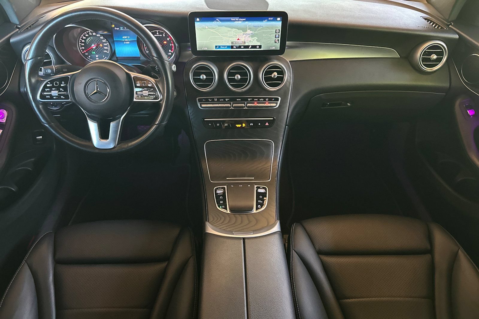 Used 2023 Mercedes-Benz GLC 300 4MATIC Coupe image 18
