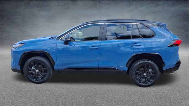 Used 2025 Toyota RAV4 XSE AWD/4WD image 2